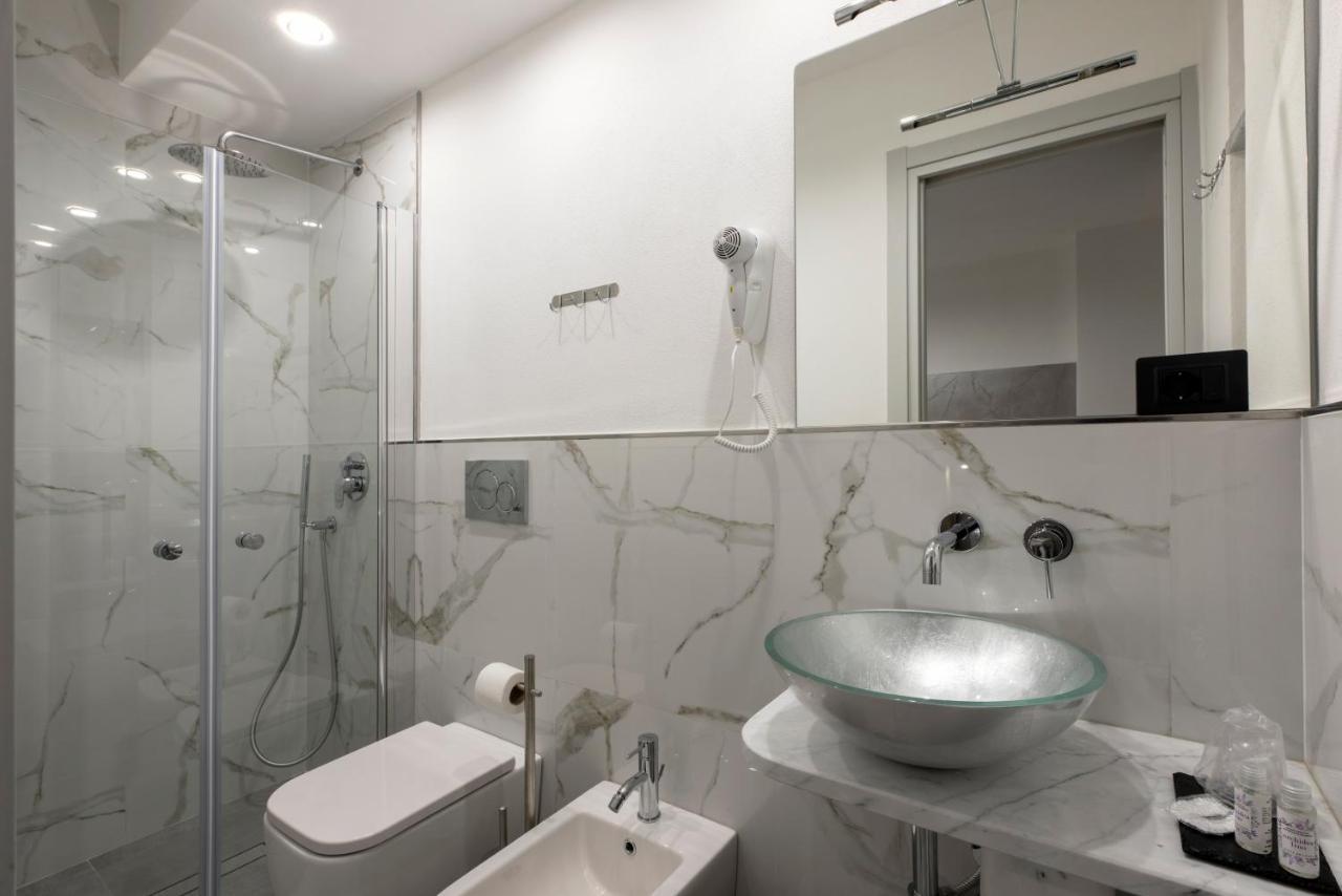 Sabriluna Rooms Специя Экстерьер фото
